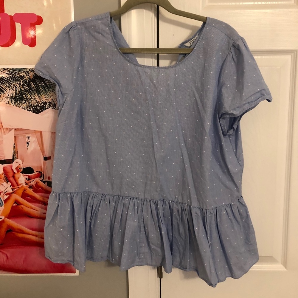 Super cute flowy jean shirt